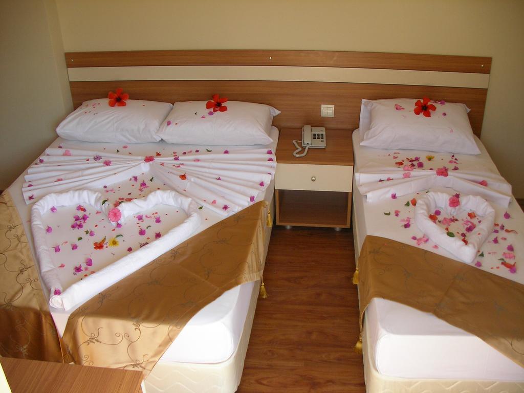 Ercan Han Hotel İçmeler Rum bild