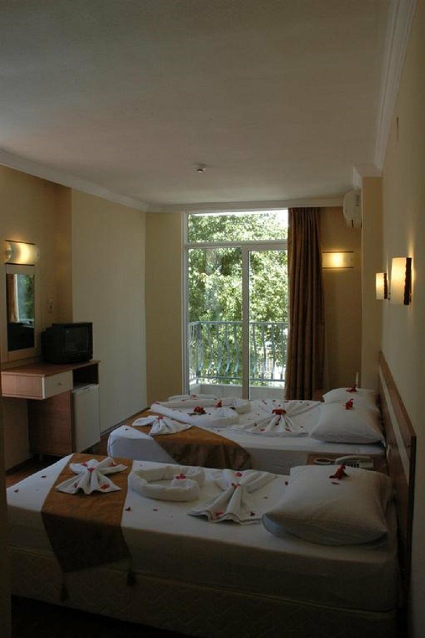 Ercan Han Hotel İçmeler Exteriör bild